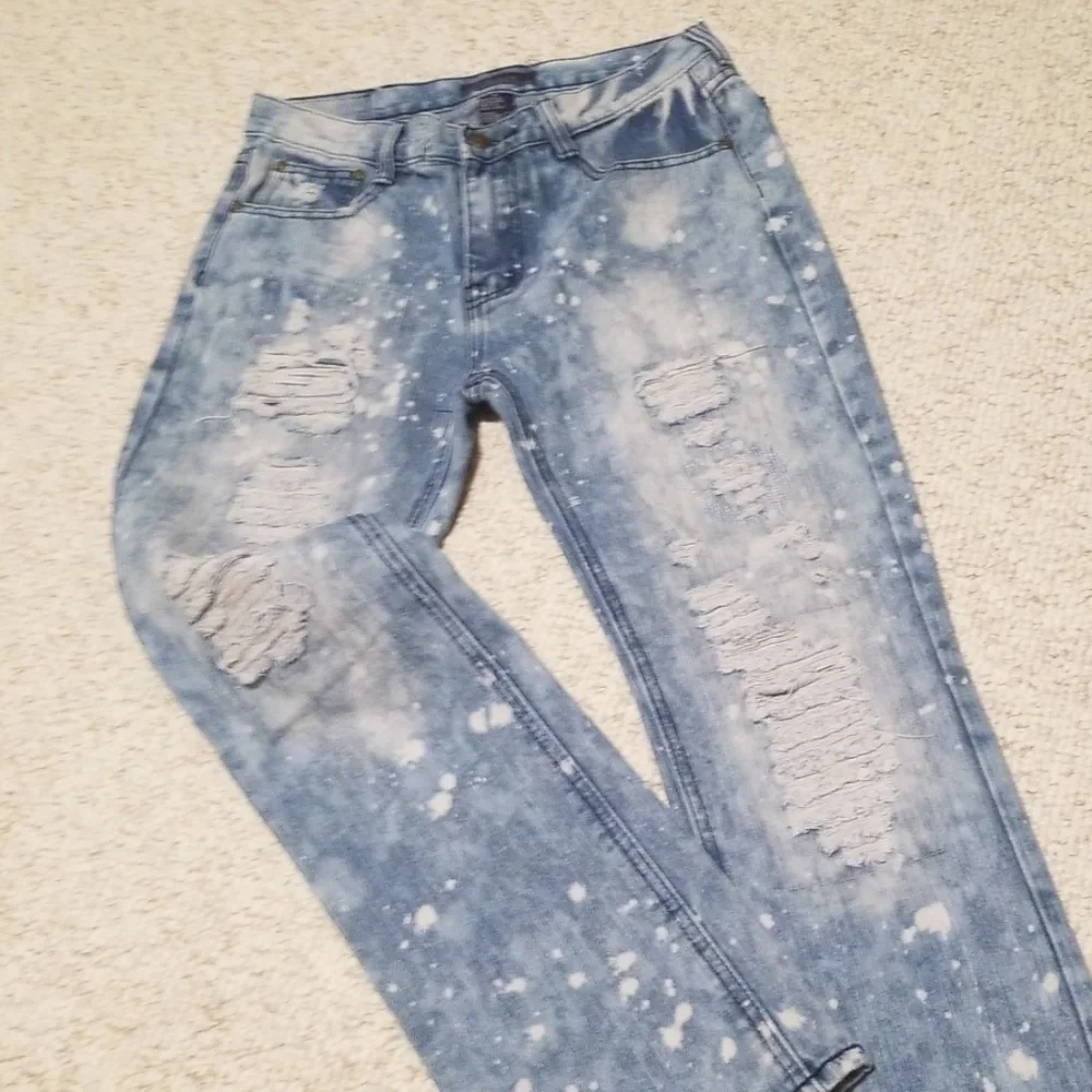 GS-115 Ripped Jeans - Picture 3 of 7